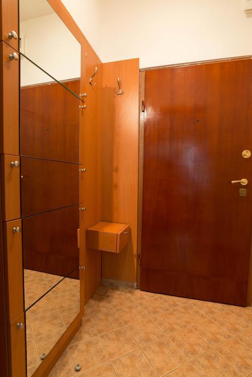 Sea Garden Plaza Apartment - Free Parking Бургас Номер фото
