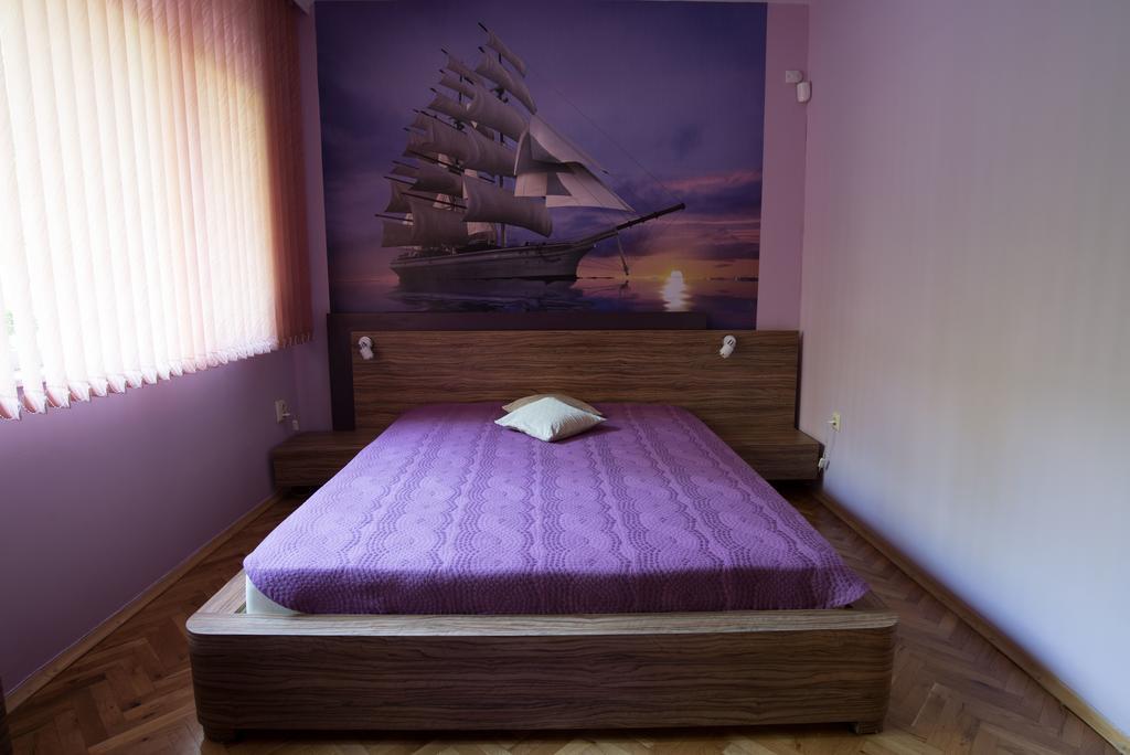 Sea Garden Plaza Apartment - Free Parking Бургас Номер фото
